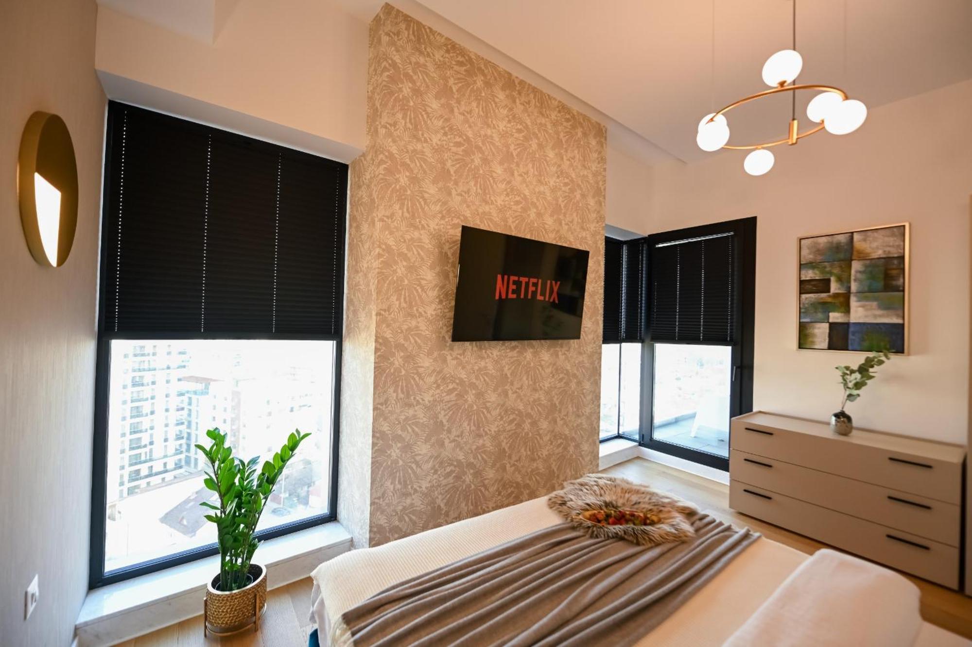 One Verdi Park Exclusive Apartments - Panoramic View & Private Parking Bucharest Bilik gambar