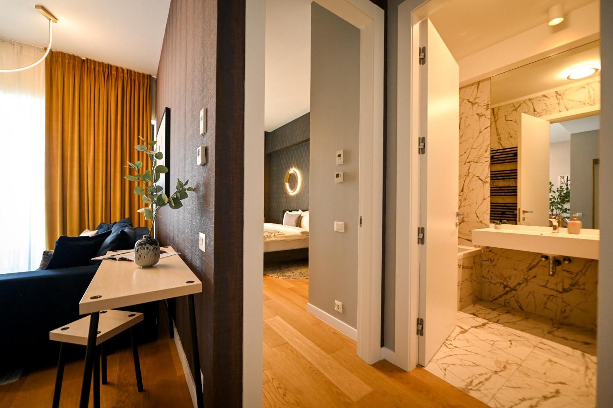 One Verdi Park Exclusive Apartments - Panoramic View & Private Parking Bucharest Bilik gambar