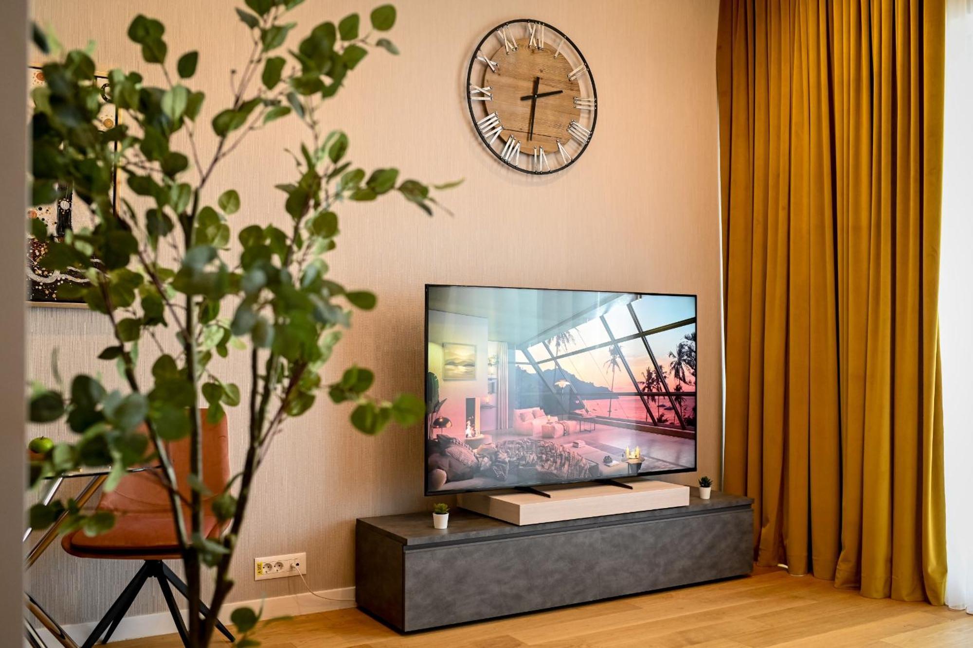 One Verdi Park Exclusive Apartments - Panoramic View & Private Parking Bucharest Bilik gambar