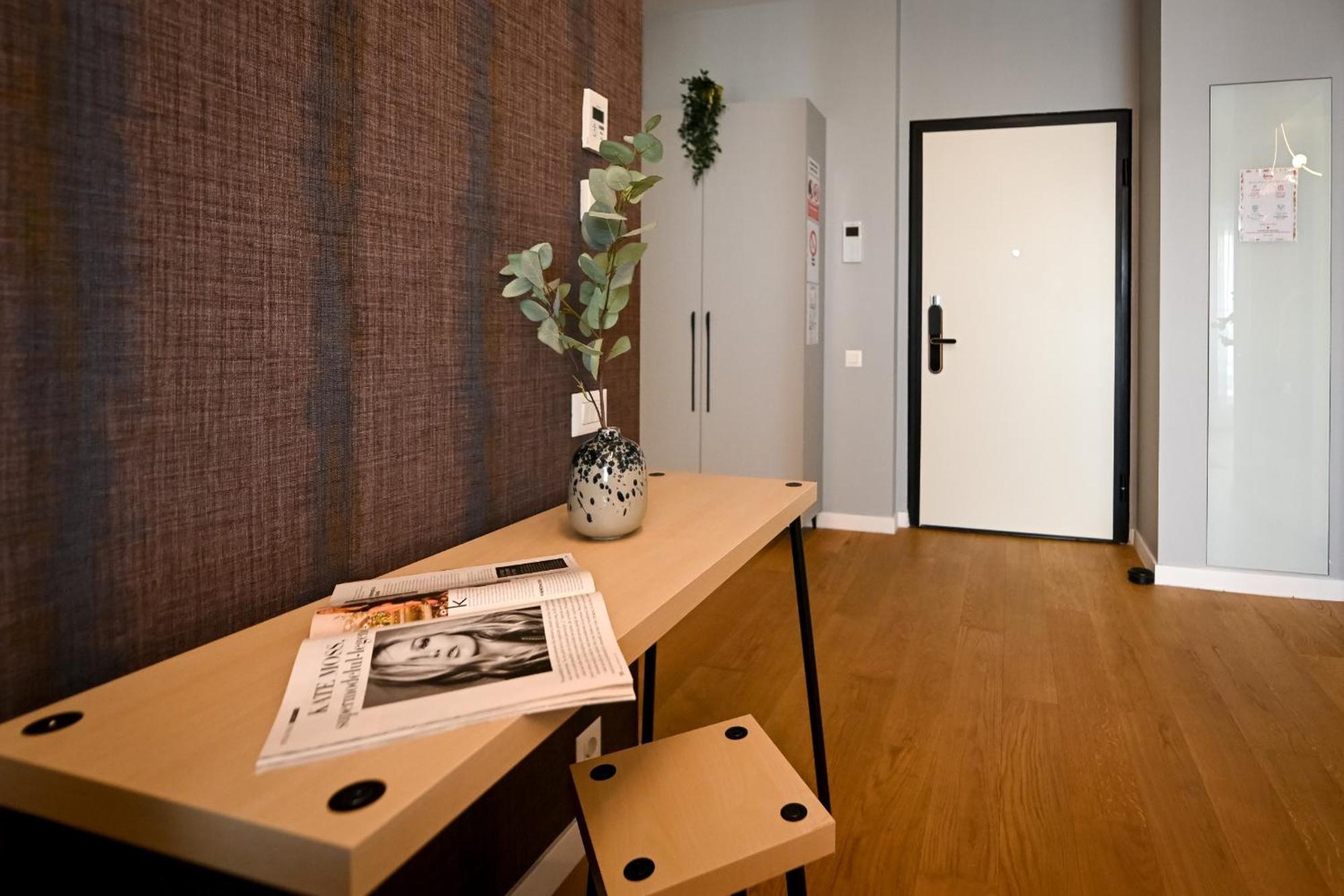 One Verdi Park Exclusive Apartments - Panoramic View & Private Parking Bucharest Bilik gambar